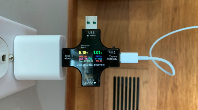 USB tester for mobile charger